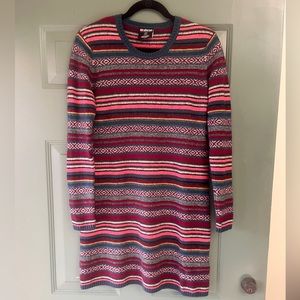 Sherpa Adventure Gear sweater dress large